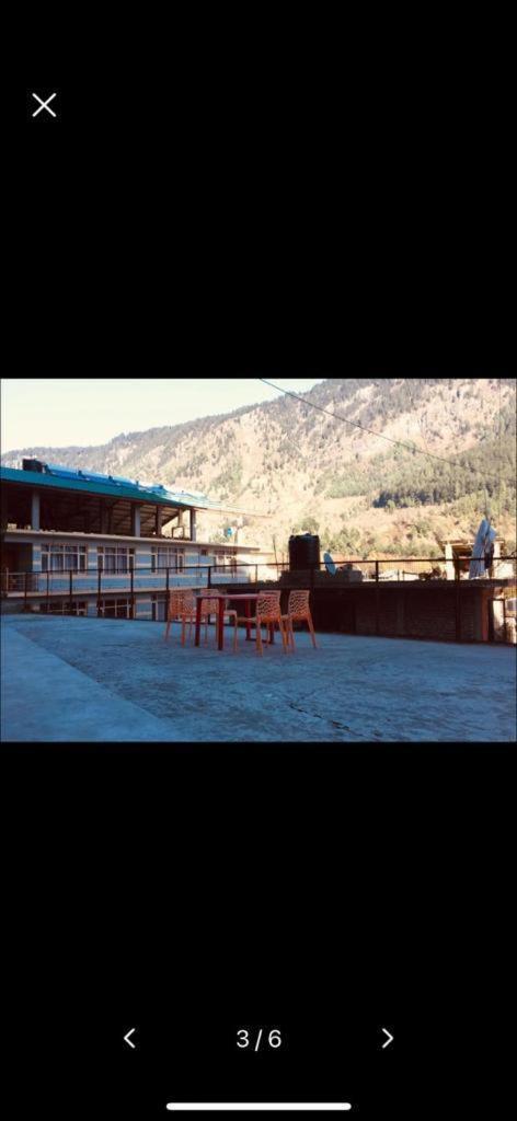 Hotel In Manali With Mountain View Near Mall Road Zewnętrze zdjęcie